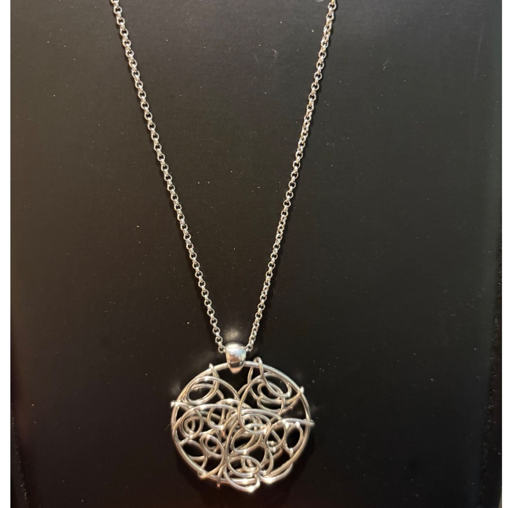 Cookie Lee Silver Tone Abstract Wire Wrapped Openwork Circle Pendant Necklace